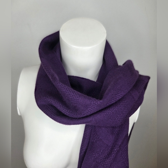 Coach Womens Vintage Purple 100%  Cashmere Fringe Scarf- Signature Pattern - Picture 3 of 8